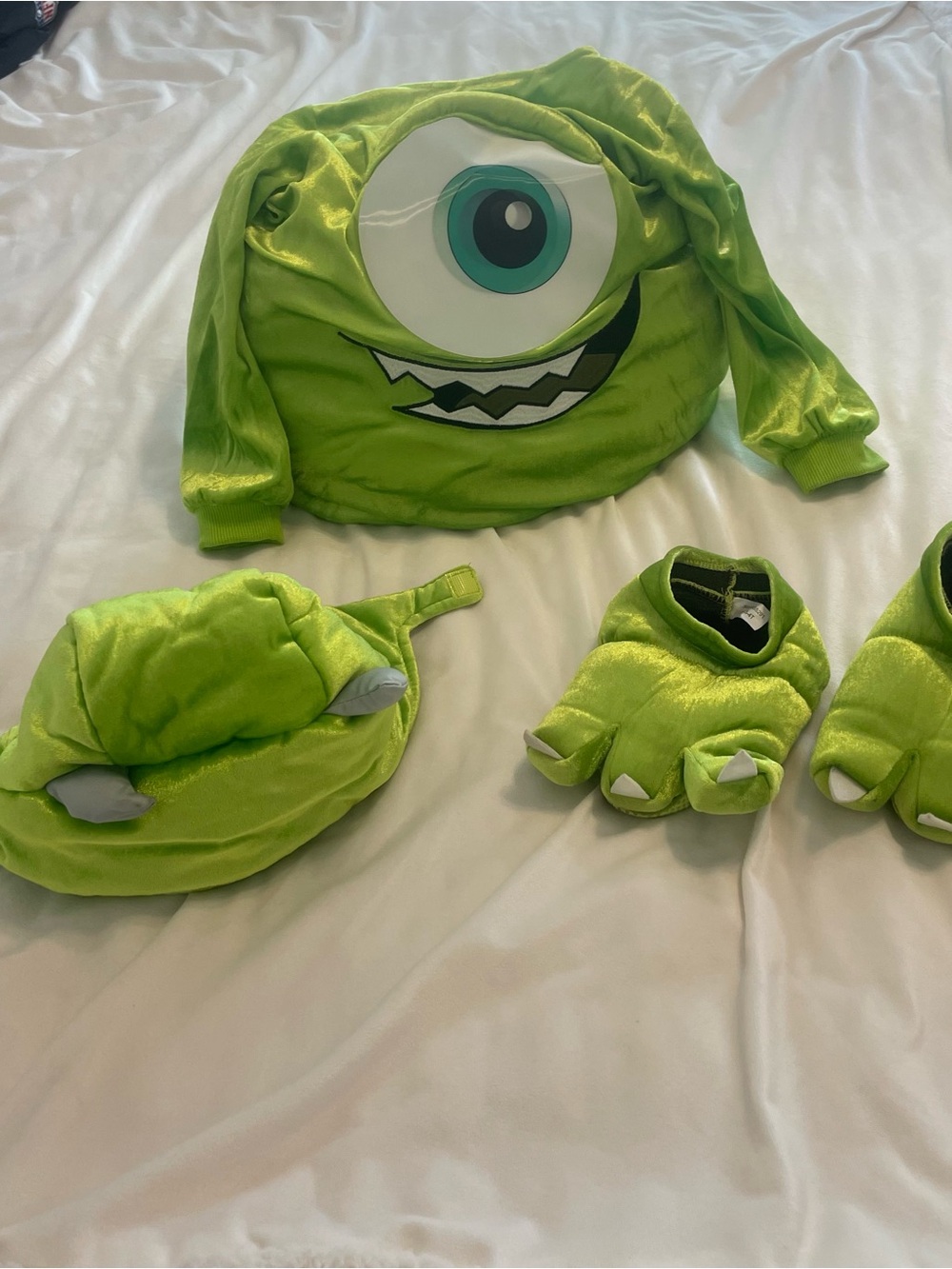 Official Disney Monsters Inc. Mike Wazowski Toddler Costume Set (3-4T)